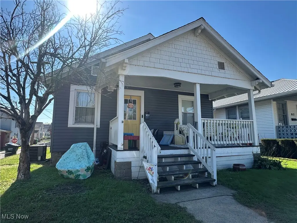 821 Grandview Avenue, Coshocton, OH 43812 - Image #1