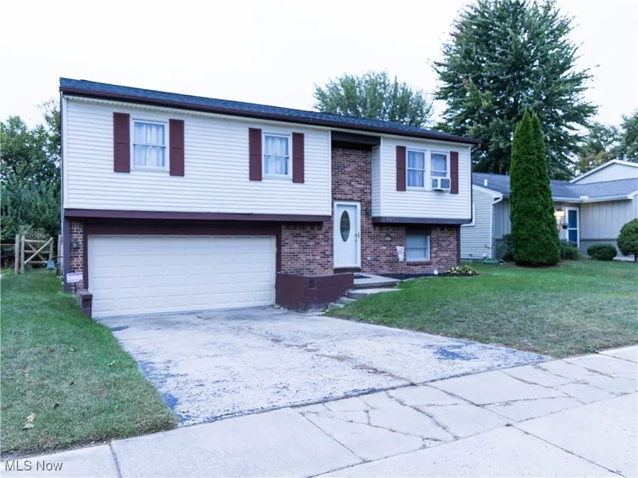4425 Oak Creek Lane, Toledo, OH 43615 - Image #2