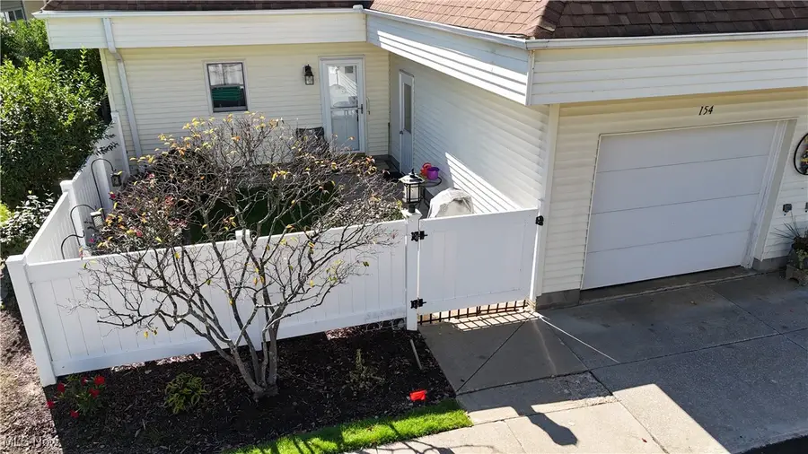 154 Michael Lane, Cuyahoga Falls, OH 44223 - Image #2