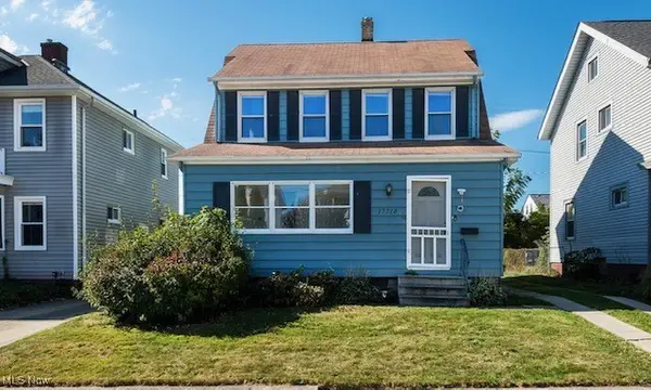 17710 Crestland Road, Cleveland, OH 44119