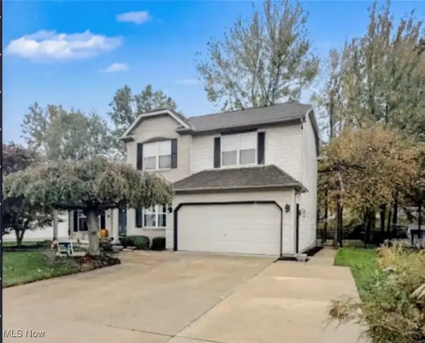 26985 Glenside Lane, Olmsted Twp, OH 44138