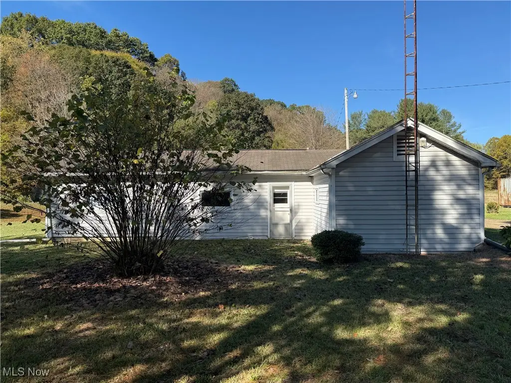 4085 Cannelville Road, Roseville, OH 43777 - #1