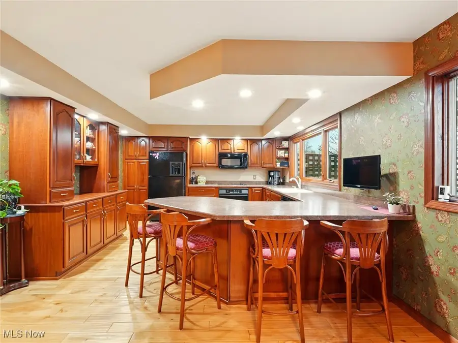 6421 Weaver Road, Conneaut, OH 44030 - Image #2