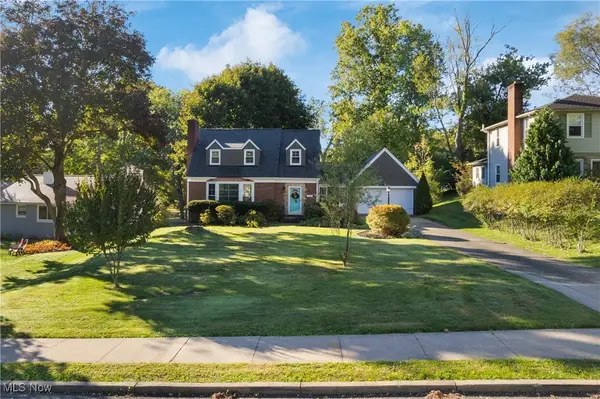 426 38th Nw Street, Canton, OH 44709