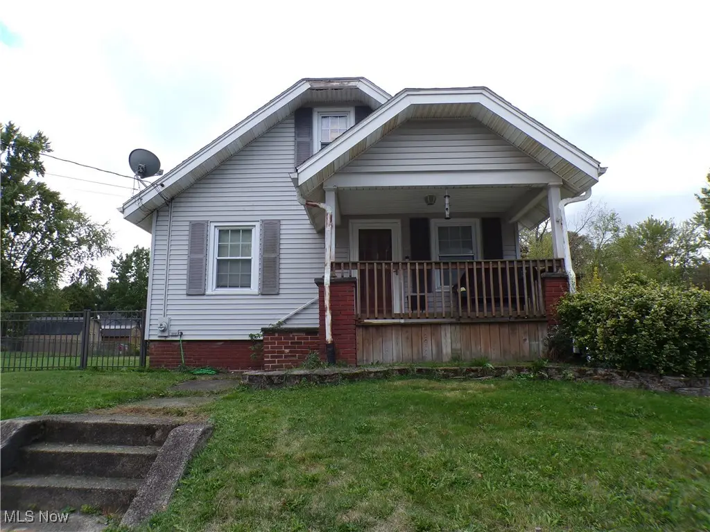 1430 39th Nw Street, Canton, OH 44709 - Image #1