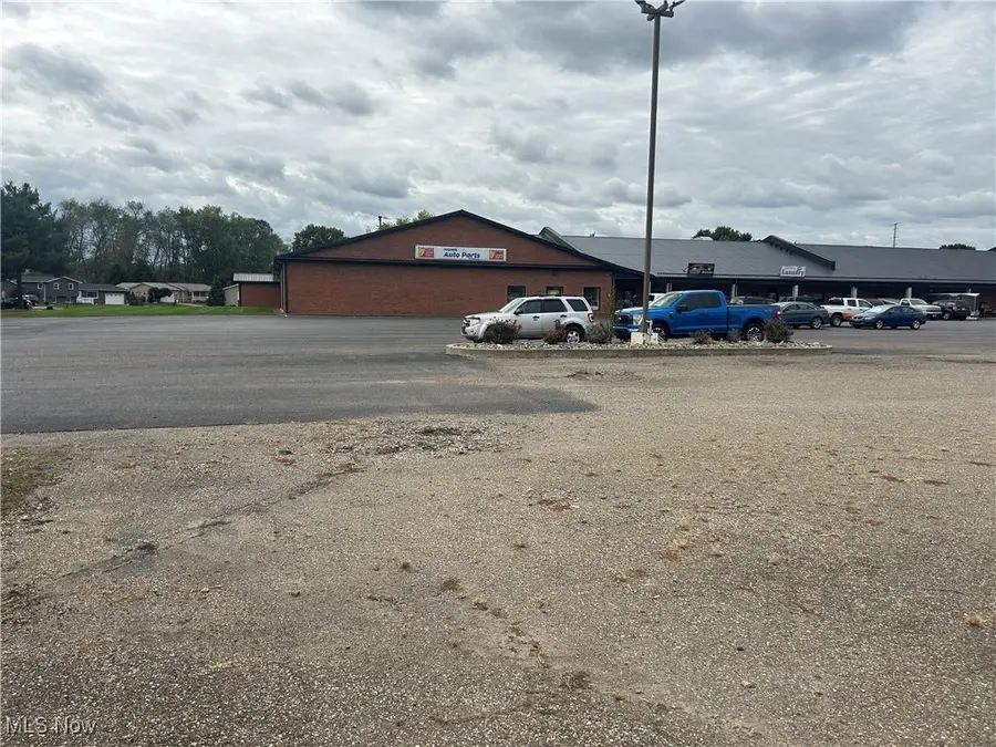 1170 N Wooster Avenue, Strasburg, OH 44680 - Image #3