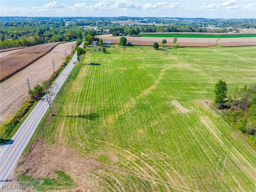 11756 Elton Sw Street, Navarre, OH 44662 - Image #3