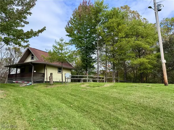 2700 Fred Mummey Road, Mcconnelsville, OH 43756
