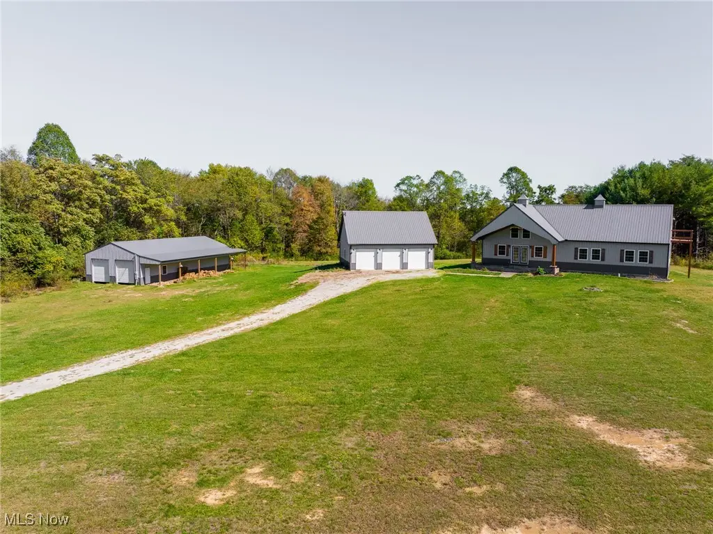 12490 Ferncliff Road, Adamsville, OH 43802 - Image #1