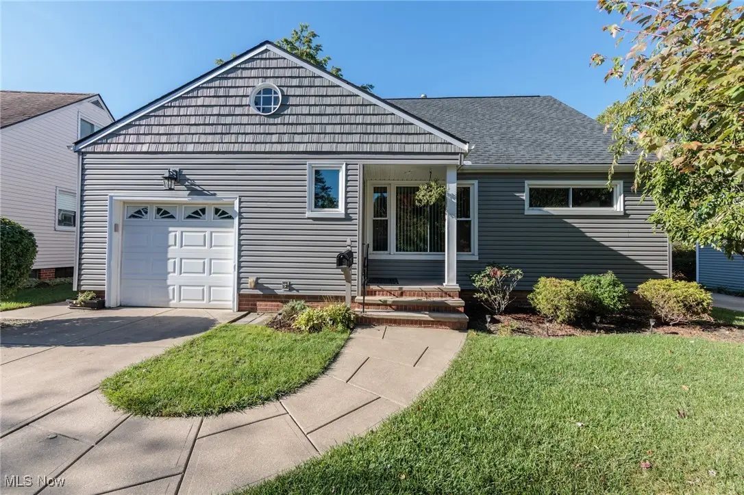 16691 Craigmere Drive, Middleburg Heights, OH 44130 - Image #1