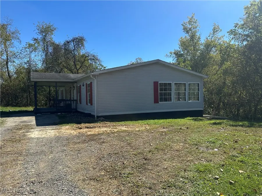 39490 Pauline Boord Road, Caldwell, OH 43724 - Image #3