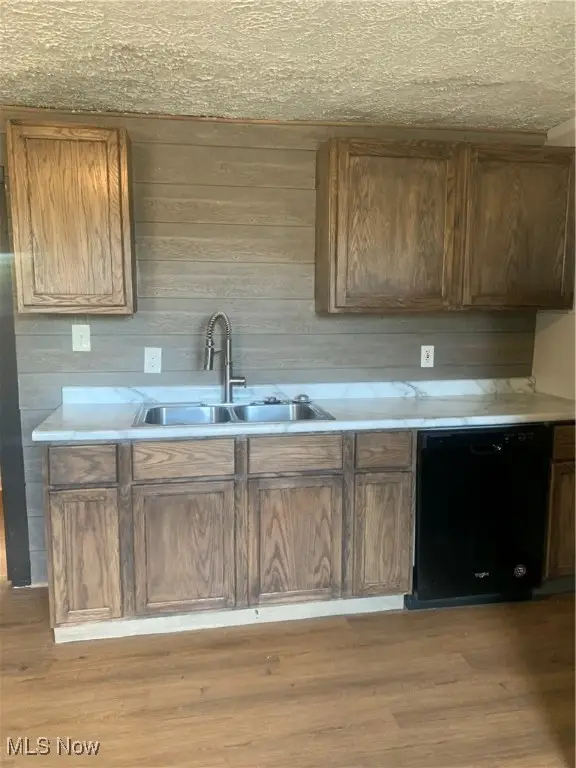 589 Main, Conneaut, OH 44030 - Image #2