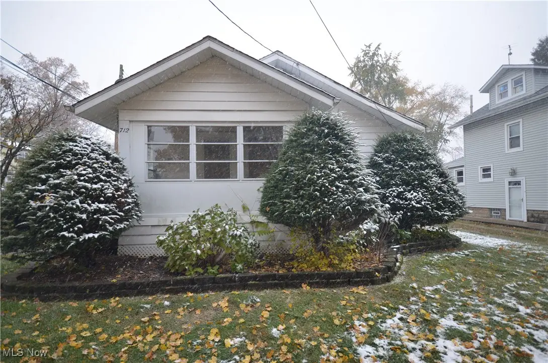 712 Frase Avenue, Akron, OH 44305 - Image #1