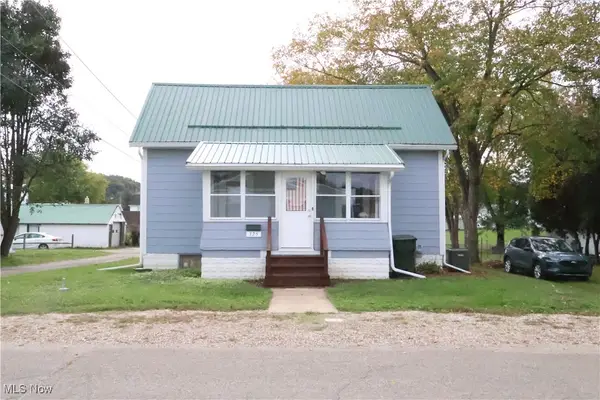 325 Pearl Street, Newcomerstown, OH 43832