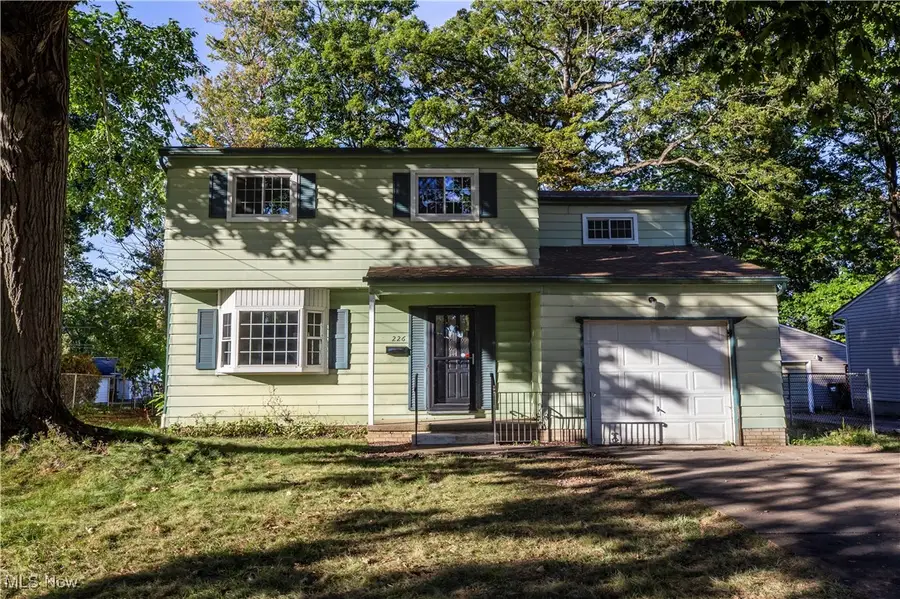 226 Gaylord Drive, Munroe Falls, OH 44262 - Image #2