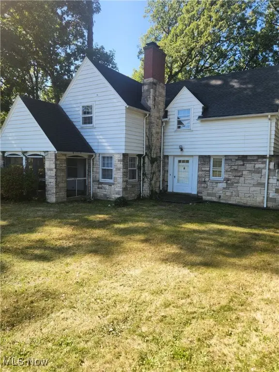 2564 Niles Cortland Se Road, Warren, OH 44484 - Image #1