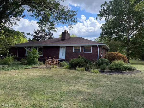 9757 New Buffalo Road, Canfield, OH 44406