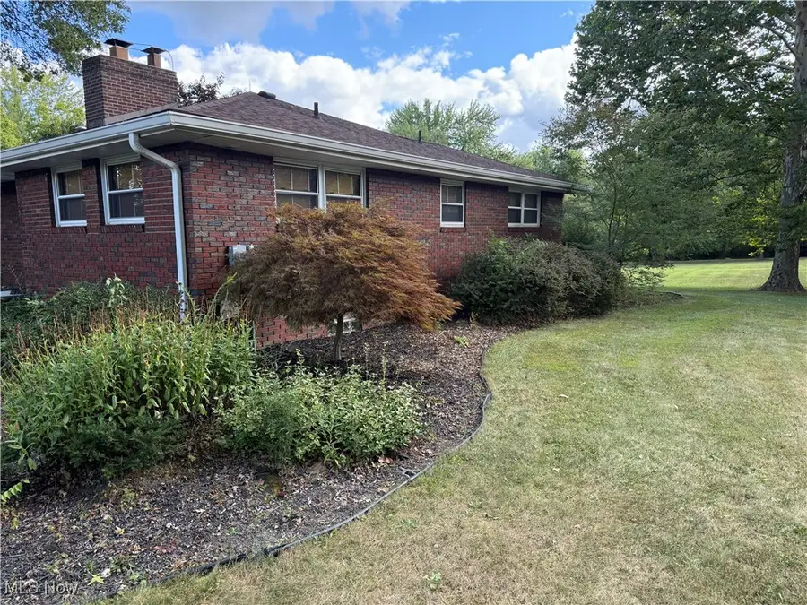 9757 New Buffalo Road, Canfield, OH 44406 - Image #2