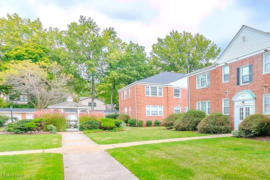2401 Euclid Heights Boulevard #A6, Cleveland Heights, OH 44106 - Image #3