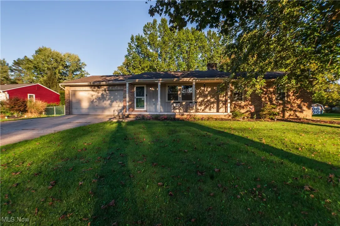 8304 Arlington Nw Avenue, North Canton, OH 44720 - Image #1