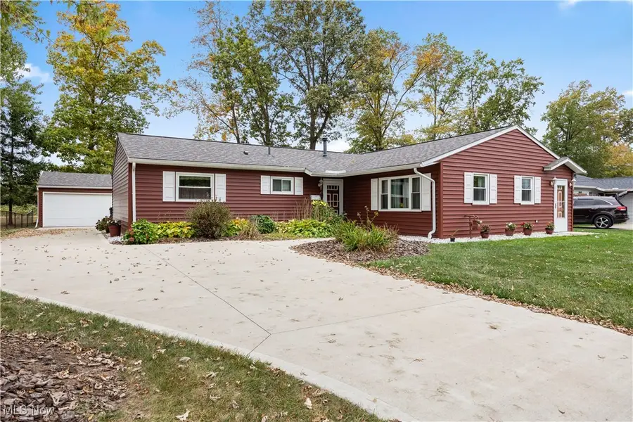 34119 W Point Drive, North Ridgeville, OH 44039 - Image #2