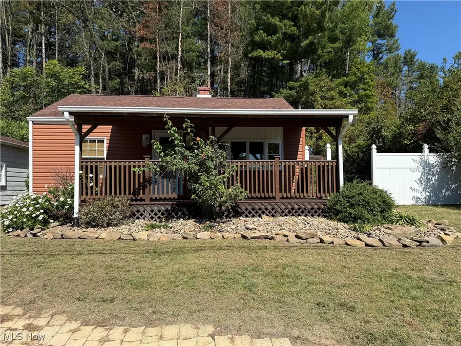 978 Center Road, East Liverpool, OH 43920 - Image #2