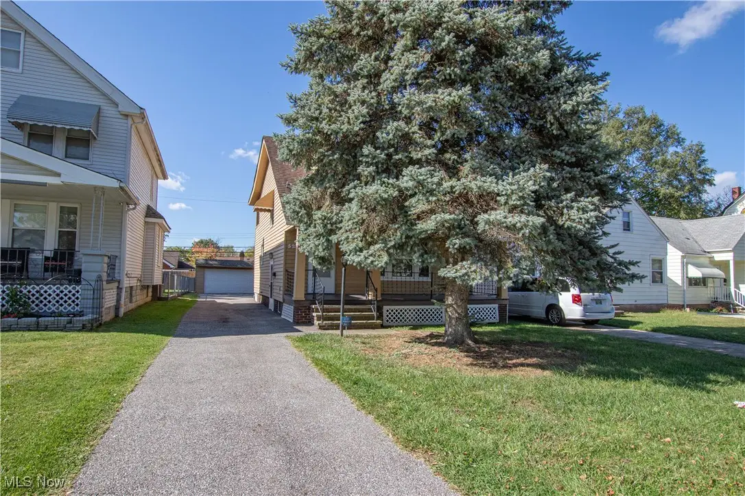 5208 Clement Avenue, Maple Heights, OH 44137 - Image #1