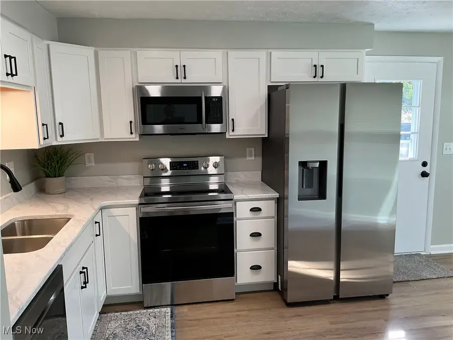 6255 Rosebelle Avenue, North Ridgeville, OH 44039 - Image #3