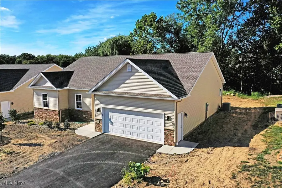 2261 Saddlebrook, Cortland, OH 44410 - Image #3