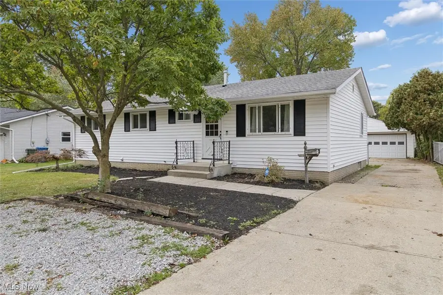 6180 Olive Avenue, North Ridgeville, OH 44039 - Image #2