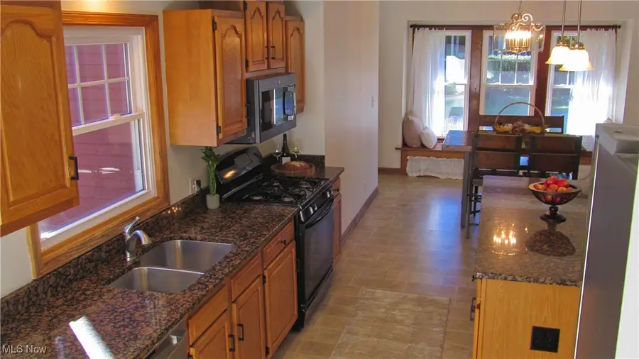 371 Broad Street, Wadsworth, OH 44281 - Image #2