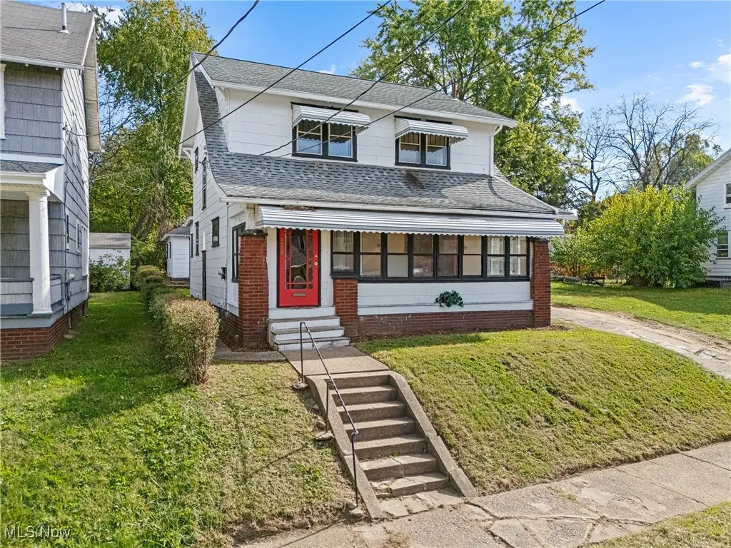 1422 Plain Ne Avenue, Canton, OH 44714 - Image #1