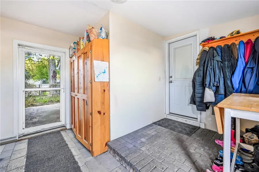 639 Hartzell Road, North Benton, OH 44449 - Image #3