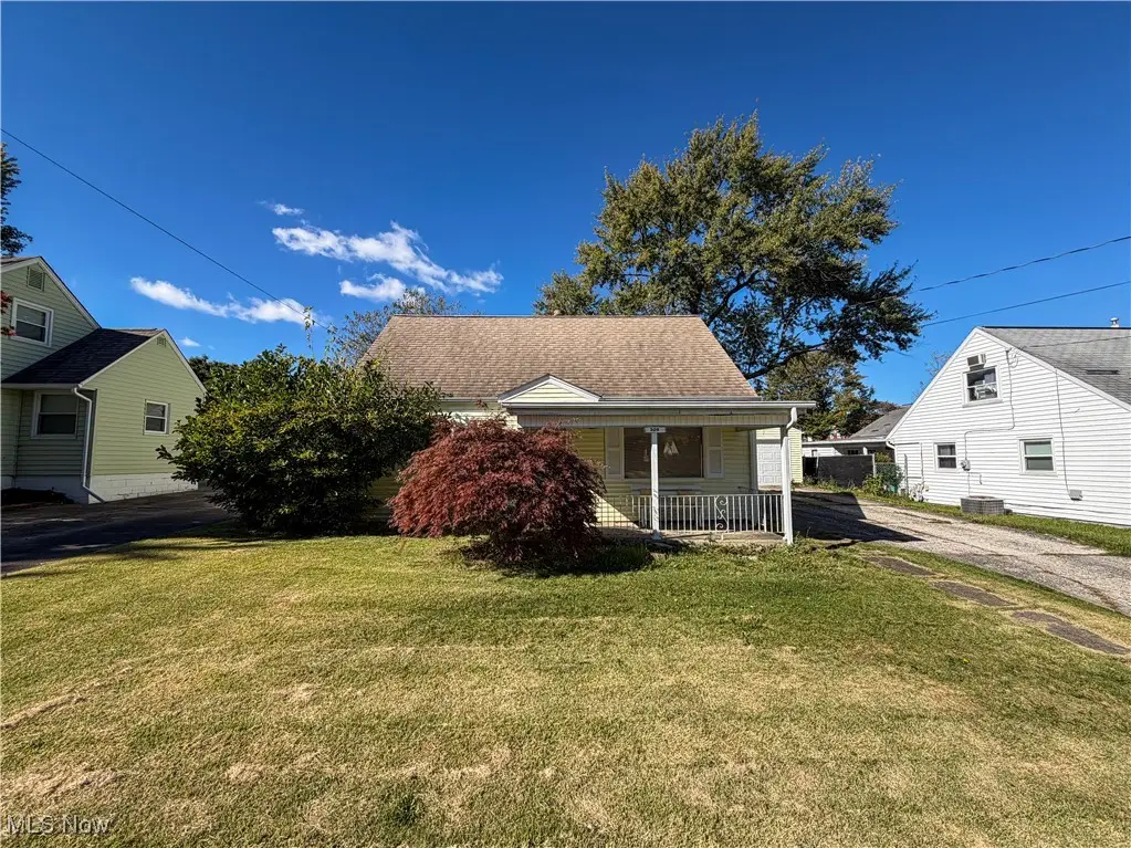 208 Roanoke Avenue, Austintown, OH 44515 - Image #1