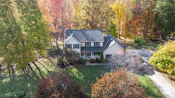 8127 Garfield Drive, Garrettsville, OH 44231