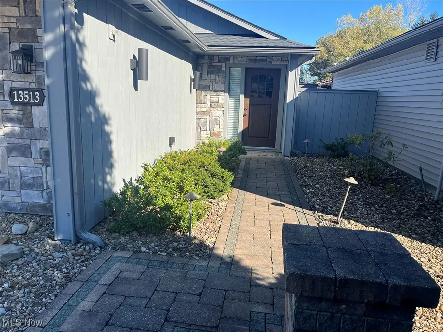 13513 Suncrest Court, Strongsville, OH 44136 - Image #2