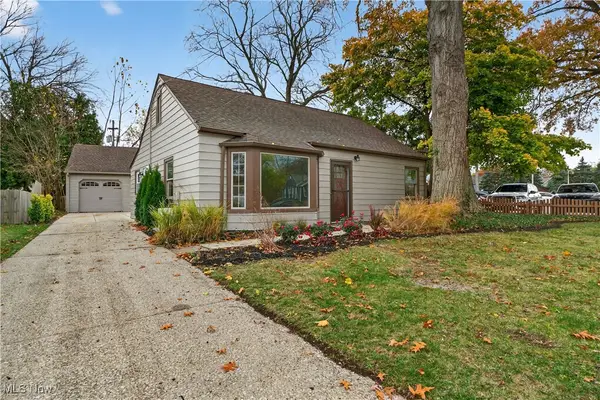 27419 Donald Drive, Bay Village, OH 44140