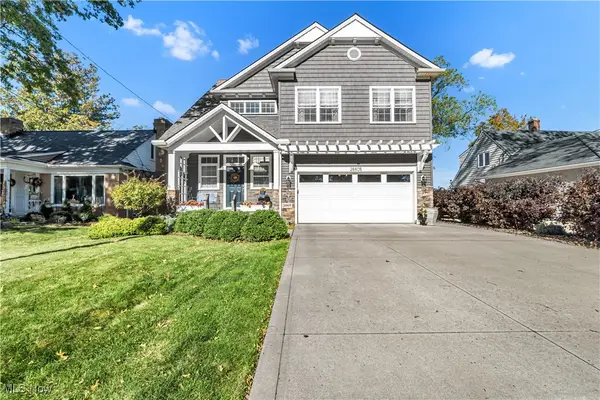 28805 Cresthaven Drive, Willowick, OH 44095