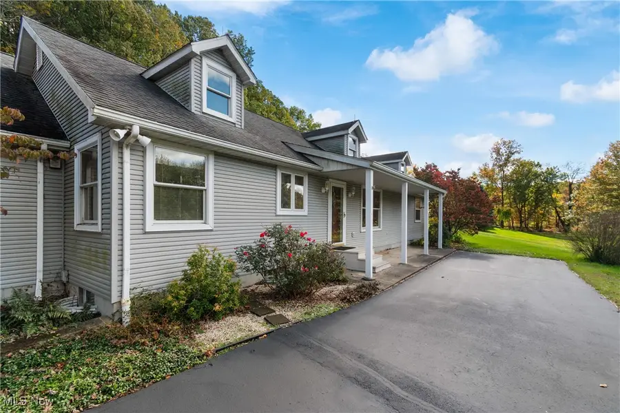 9732 Erie Sw Avenue, Beach City, OH 44608 - Image #3