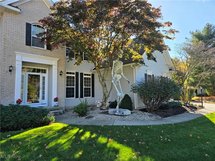 279 Briargate Court, Avon Lake, OH 44012 - Image #3