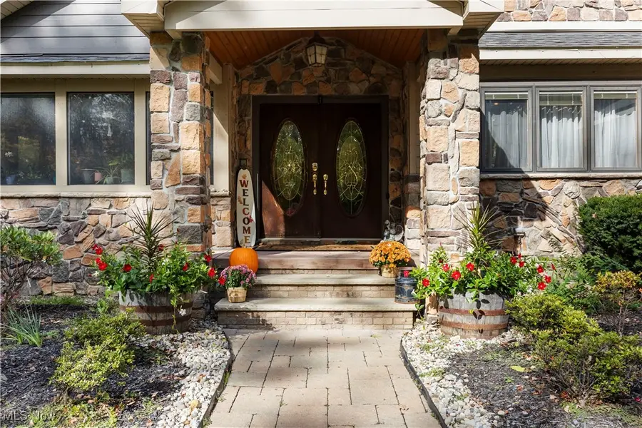 7587 Lewis Road, Olmsted Township, OH 44138 - Image #2