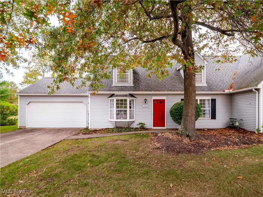 19160 Wheelers Lane, Strongsville, OH 44149 - Image #2