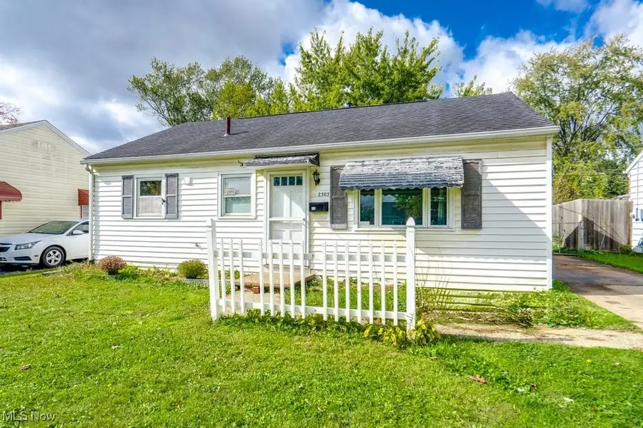 2303 Bollinger Ne Avenue, Canton, OH 44705 - Image #2