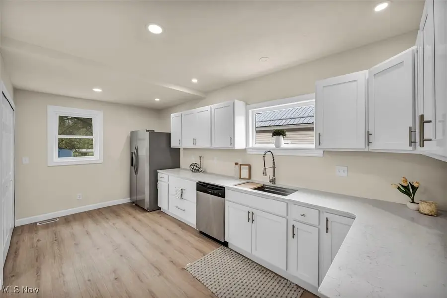 5827 Jefferson Avenue, Ashtabula, OH 44004 - Image #3