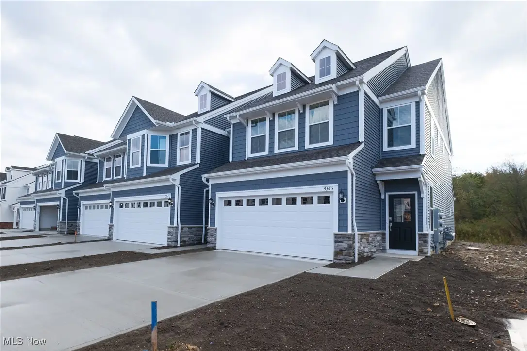 950-5 Memory Lane, Aurora, OH 44202 - Image #1