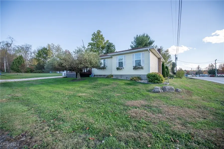 4044 Seeman Sw Road, Navarre, OH 44662 - Image #2