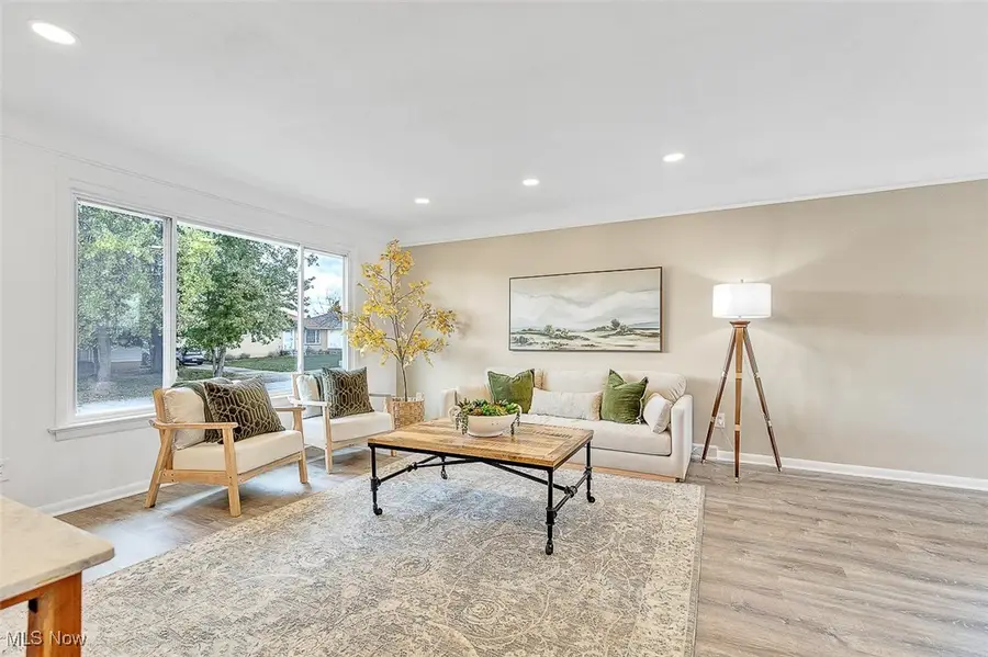 15809 Shirley Avenue, Maple Heights, OH 44137 - Image #3