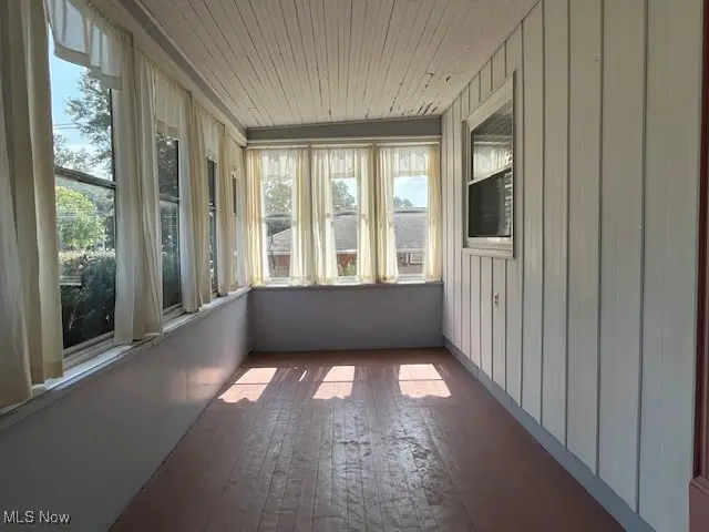 3320 Hudson Drive, Cuyahoga Falls, OH 44221 - Image #3