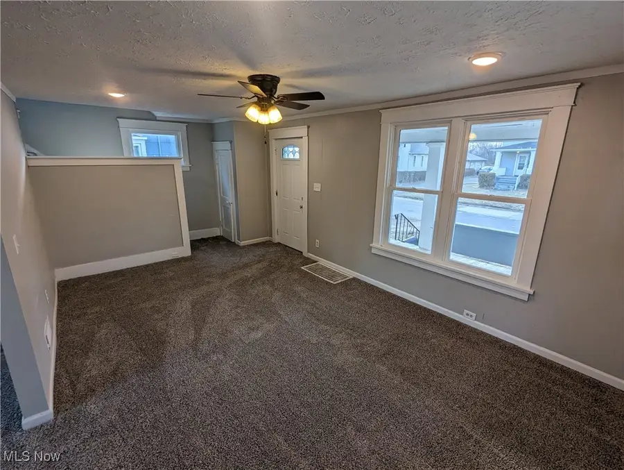 902 W 11th Street, Lorain, OH 44052 - Image #2