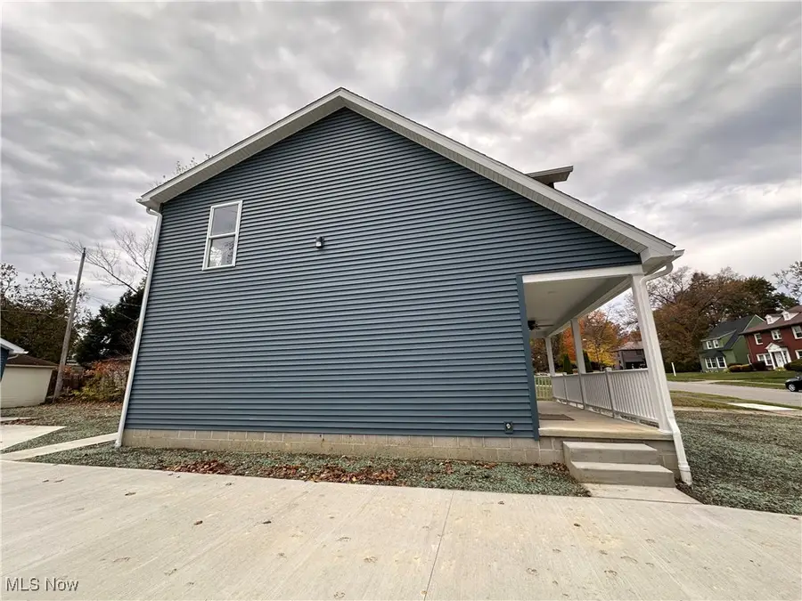 257 Outlook Avenue, Youngstown, OH 44504 - Image #2